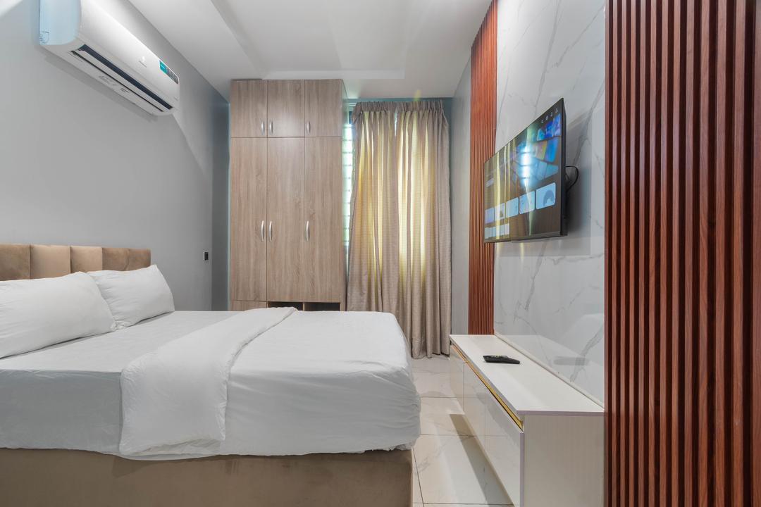 4 Bedroom Apartment