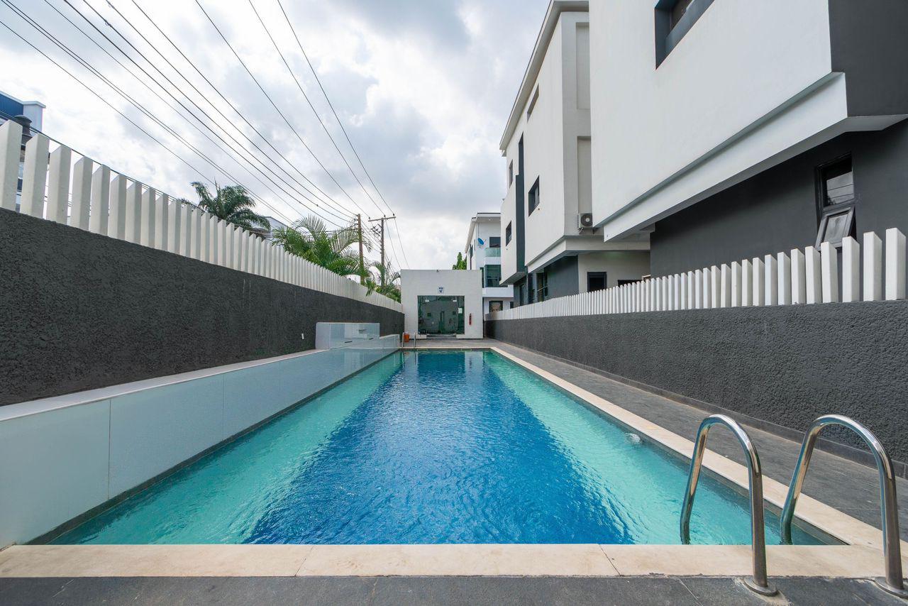 4 Bedroom Apartment