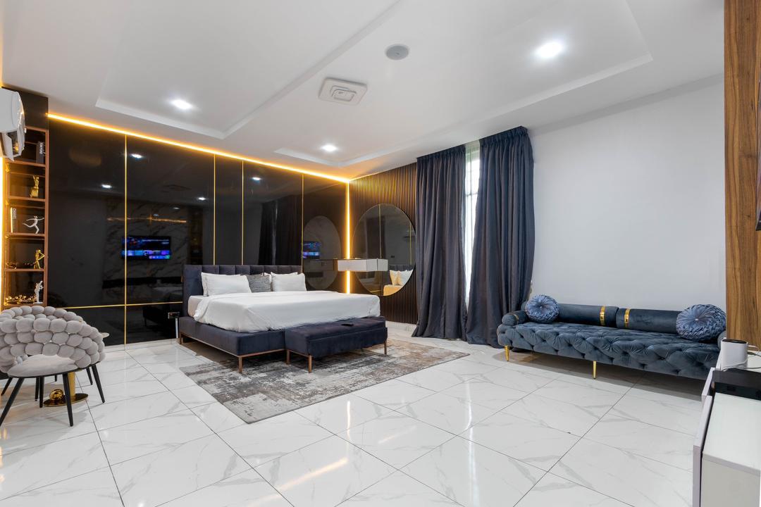 4 Bedroom Apartment